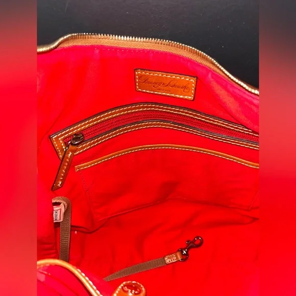 Dooney & Bourke Pink & Tan Pebble Grain Hobo bag -EUC- - Picture 13 of 16